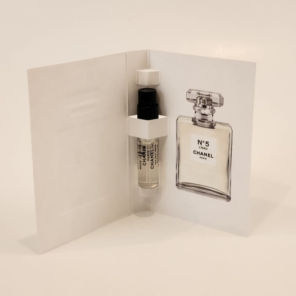 Chanel No. 5 Eau de Toilette Sample Spray .05oz 1.5ml Mini Travel Size - Picture 3 of 3